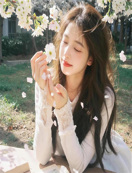 《帽儿山的鬼子兵》剪辑手法重构分析：节奏把控与转场技巧探讨，中文字幕