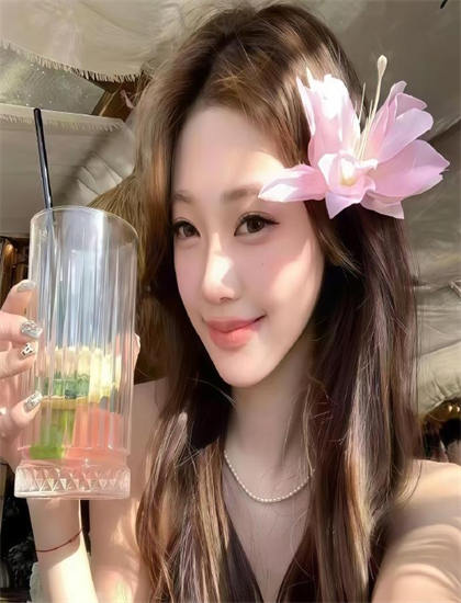 《小辣媳与金矿大亨》评价对比感人至深的：专业影评与观众口碑差异