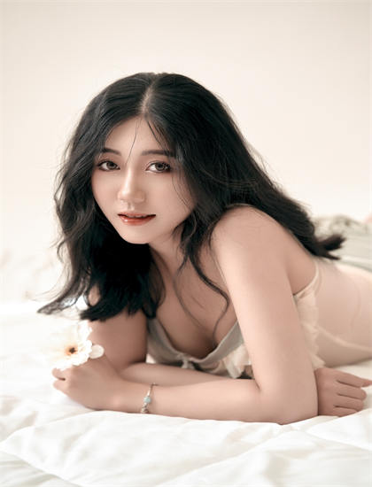 美术设计：《龙坊传奇》场景的环境描写与情绪烘托——引人深思的社会话题